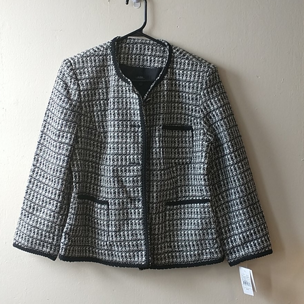 Urchin pleated jacket
